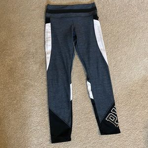 Victoria’s Secret pink ultimate pocketed leggings